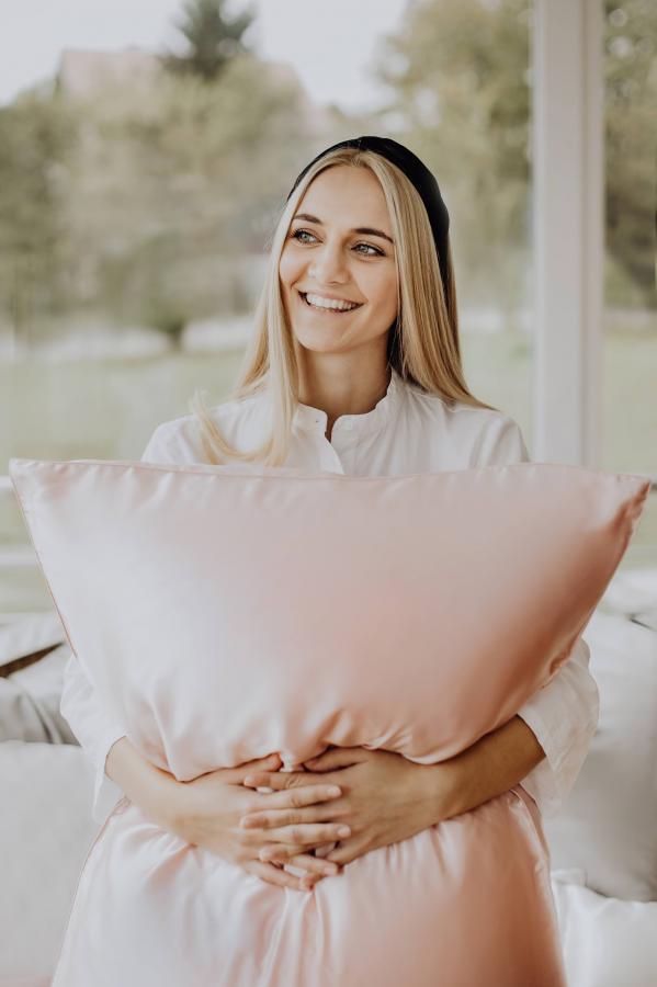 Pack of 2 pink silk pillowcases