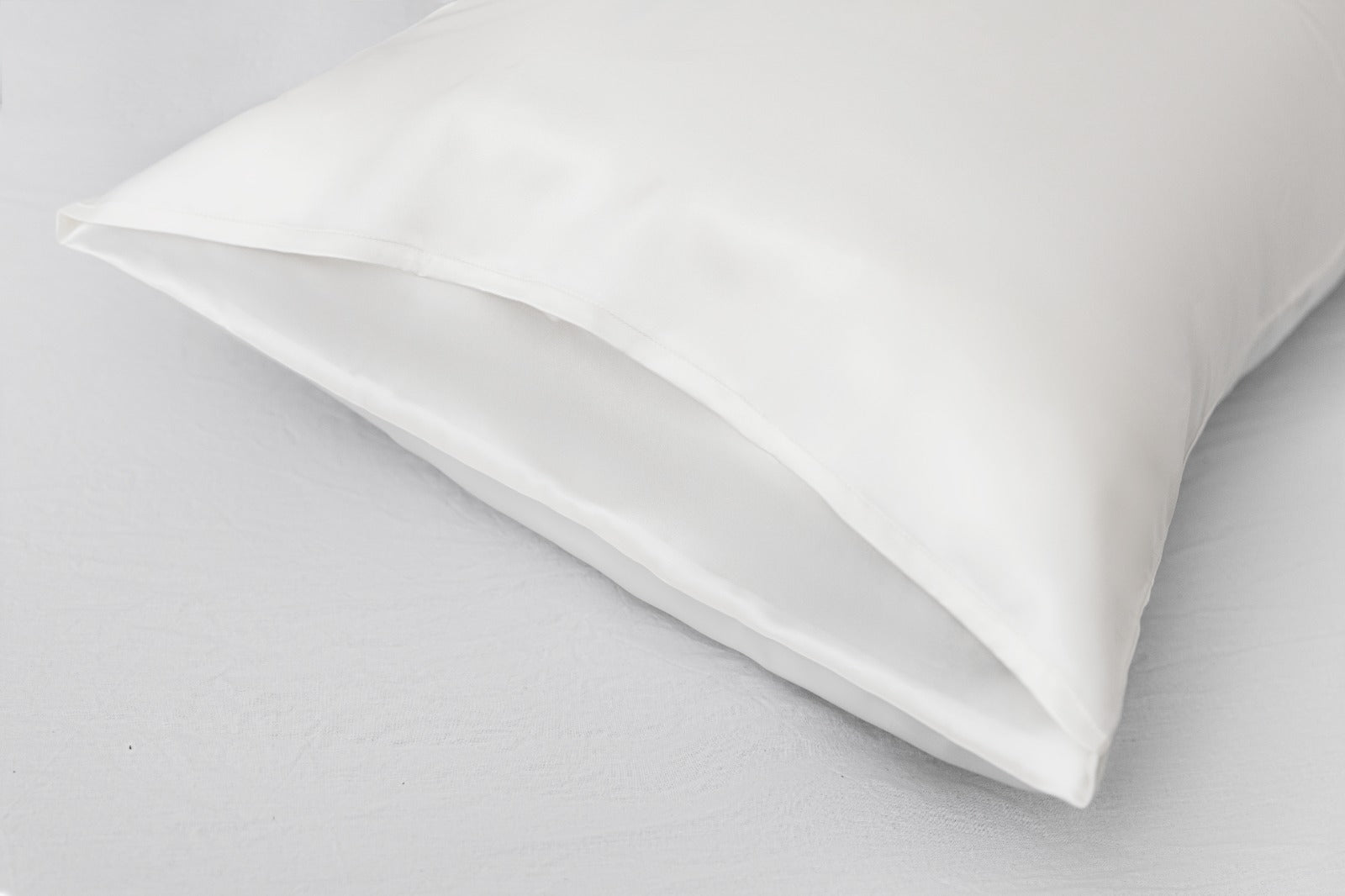 Silk Pillowcase White